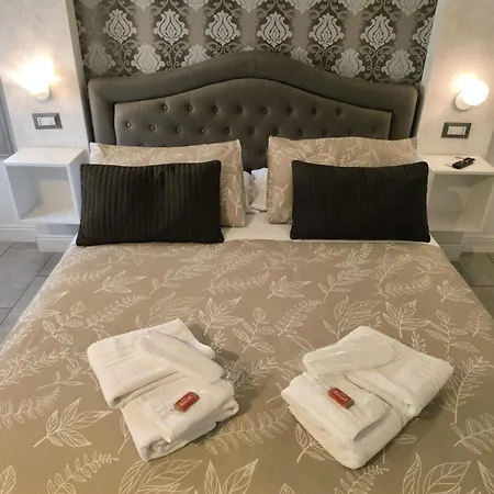 Πανσιόν Castel Sant' Angelo - Vatican - Center - Direct Bus Stop To And From Fiumicino