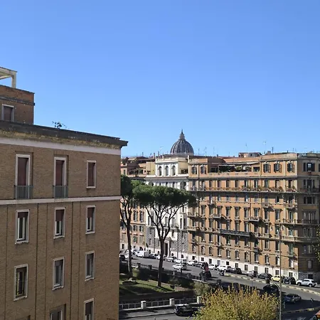 Πανσιόν Castel Sant' Angelo - Vatican - Center - Direct Bus Stop To And From Fiumicino