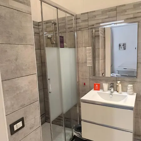 Πανσιόν Castel Sant' Angelo - Vatican - Center - Direct Bus Stop To And From Fiumicino