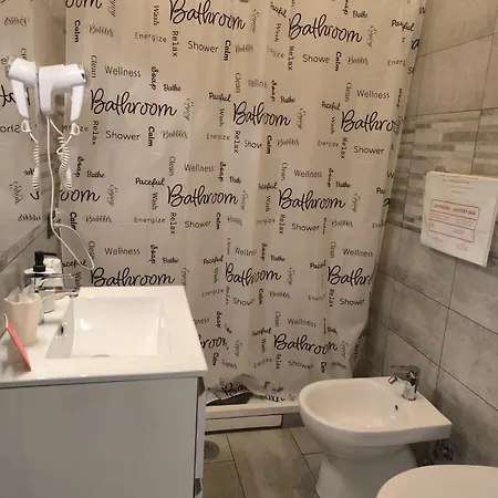 Castel Sant' Angelo - Vatican - Center - Direct Bus Stop To And From Fiumicino Πανσιόν