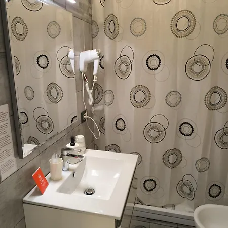 Castel Sant' Angelo - Vatican - Center - Direct Bus Stop To And From Fiumicino Πανσιόν