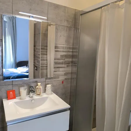 Πανσιόν Castel Sant' Angelo - Vatican - Center - Direct Bus Stop To And From Fiumicino